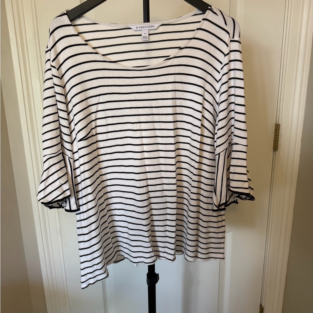 41 Hawthorn White & Black Striped Scoop Neck Women’s Top